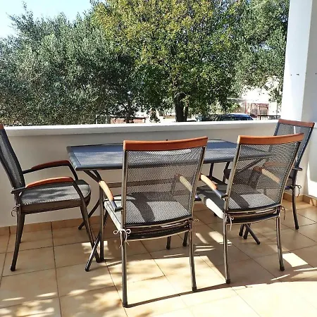 דירה In Near Paklenica *