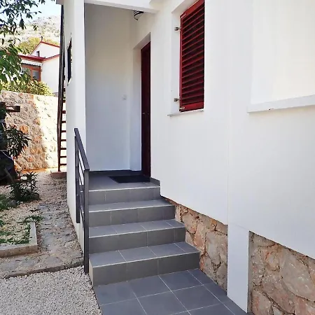 דירה In Near Paklenica *