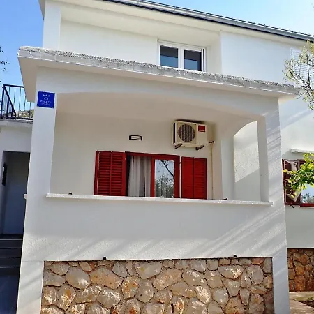 In Near Paklenica דירה