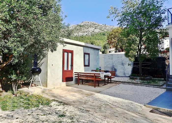 In Near Paklenica
