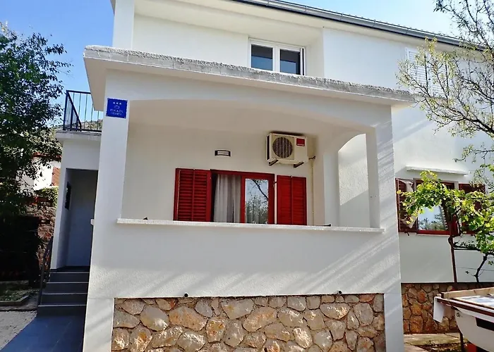 In Near Paklenica דירה
