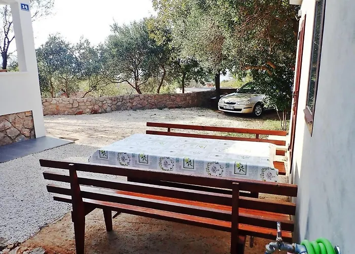 דירה In Near Paklenica *